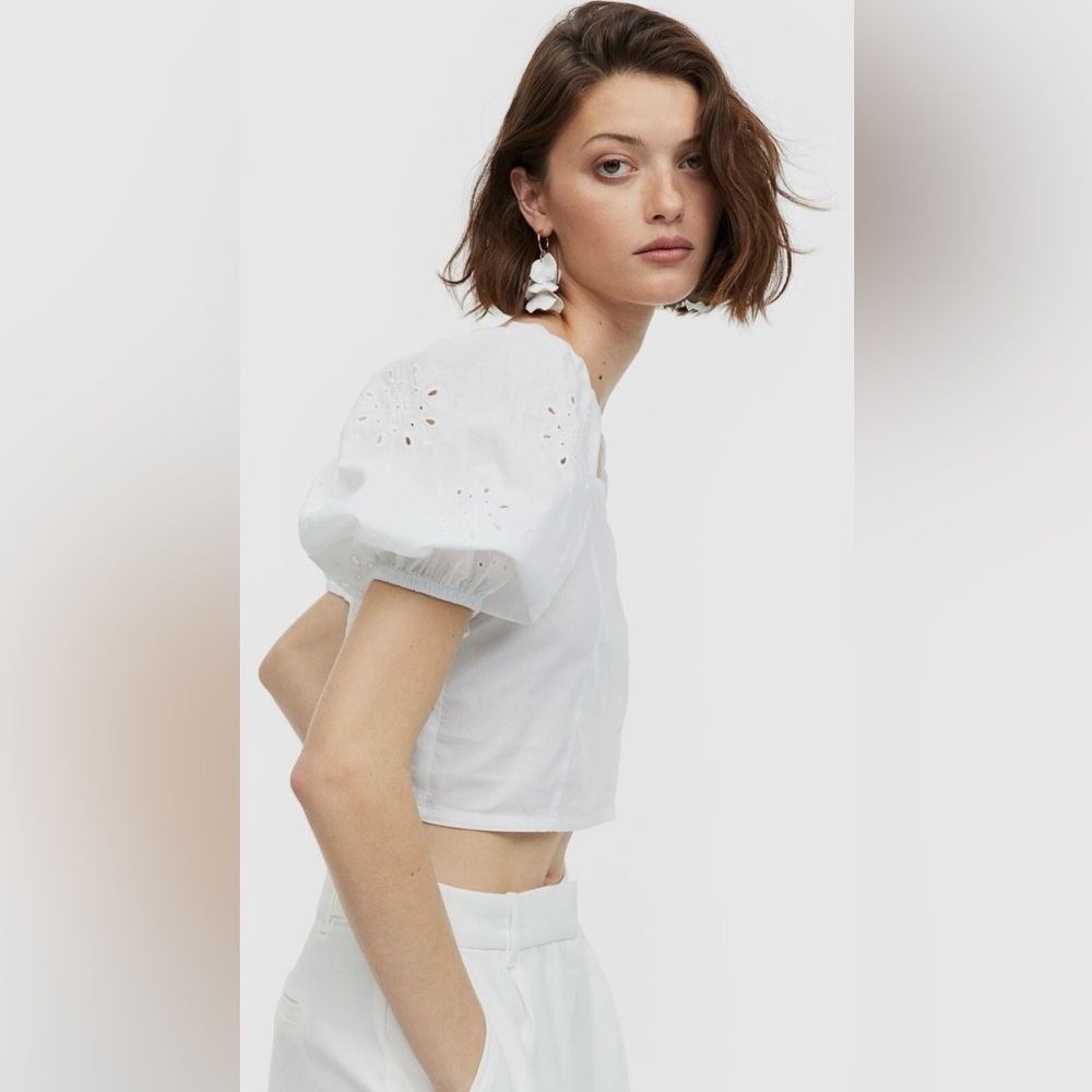 White Crop Cotton Blouse with Embroidered Puff Sleeves